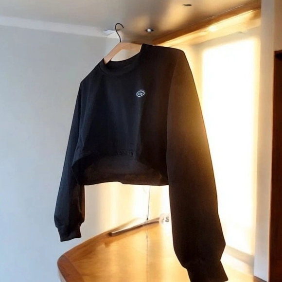 Womens Activewear SWEATHIRT AND TANK SET Size SMALL - Picture 1 of 4